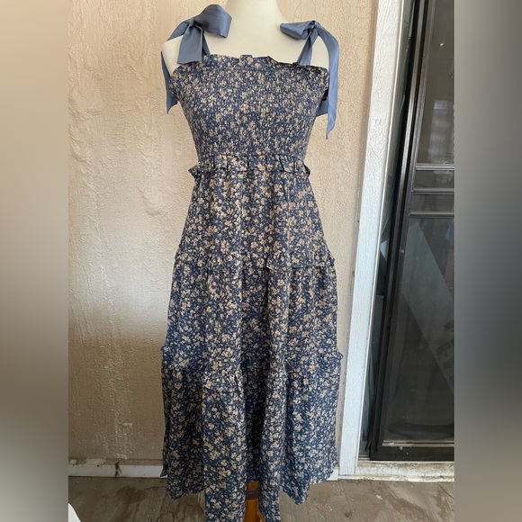 JODIFL Dresses & Skirts - Jodifl Floral Sundress